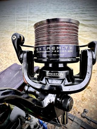 Neskutočne dobrý a spolahlivý navijak za priateľnu cenu.V krabici najdeš aj nahradnu cievku navyše.Vyrabané v dvoch...